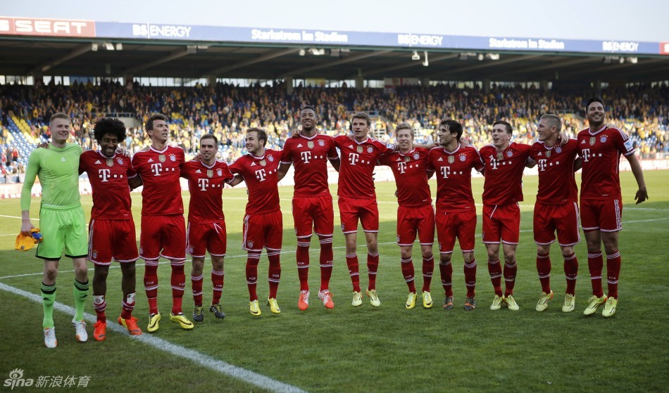 官方：哲凯赖什获得2025年瑞典年度最佳前锋奖（官方确认：哲凯赖什当选2025年瑞典年度最佳前锋）