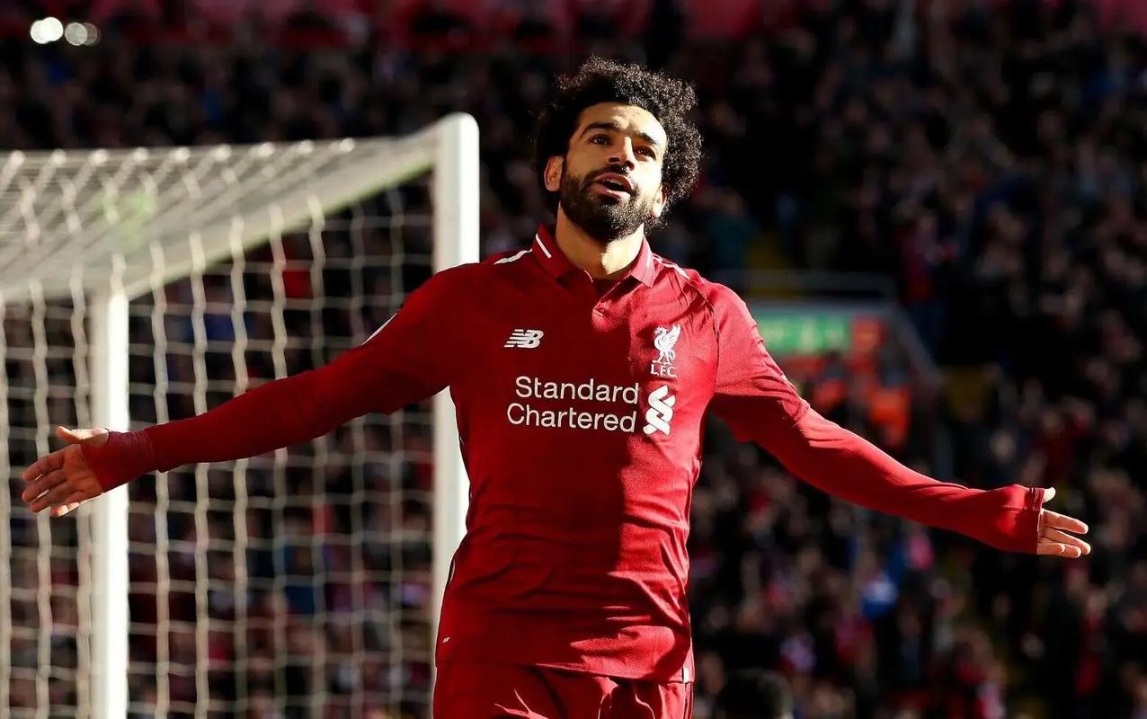 篮球湖人球星时隔两周复出，全场掌声雷动