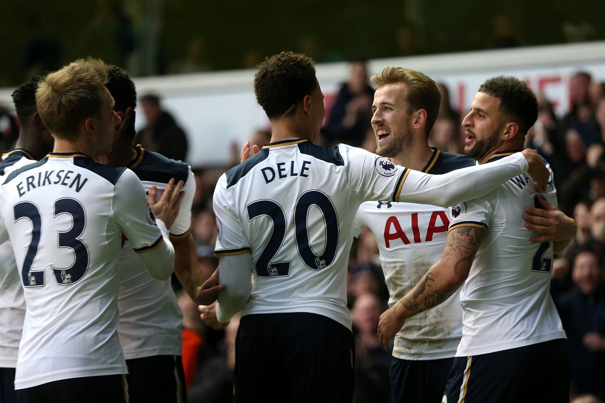 阿布拉汗总结2025：谢谢这一年的滚烫，谢谢所有“我们”