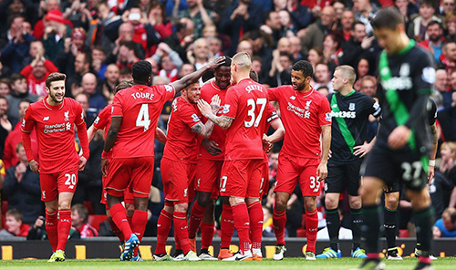 德容：难道我非要去英超才能证明自己的价值吗？我不这么认为（德容：证明价值不必非得去英超——我不认同这种看法）