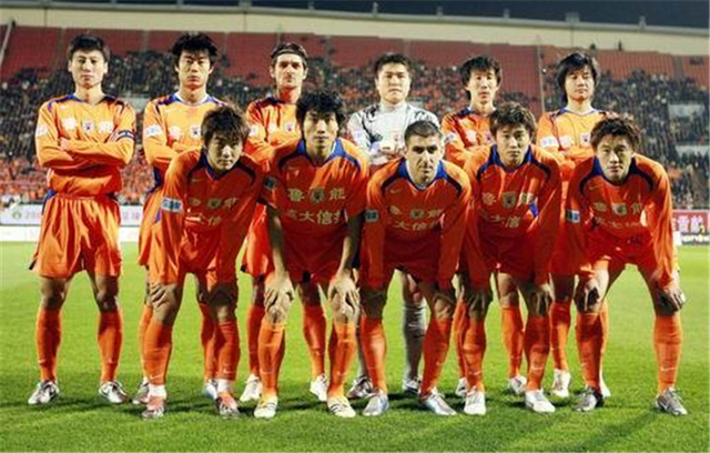 评论员谈摩根专访：葡萄牙不可能赢得世界杯，C罗已经做了一切