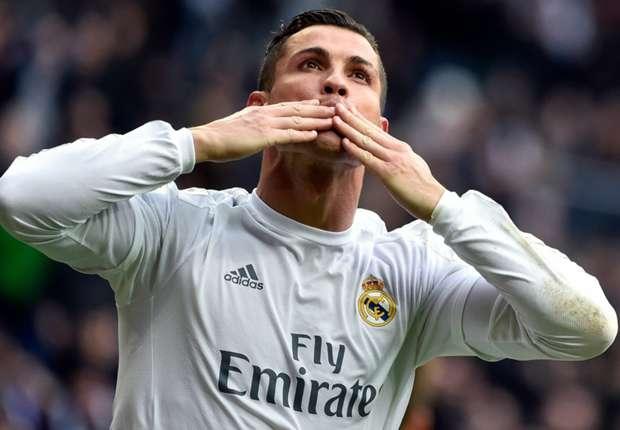 阿斯顿维拉客场4-3击败布莱顿，斩获8连胜，升至积分榜第三，距曼城仅1分，将于12月6日主场对阵阿森纳。