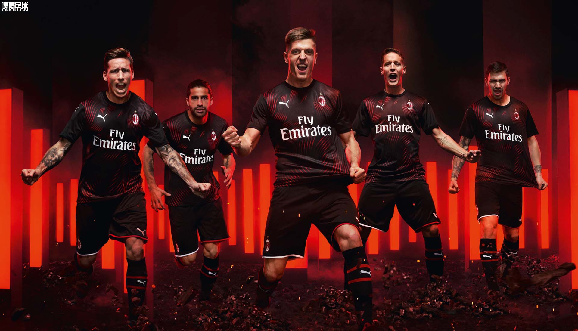 英超受大雪影响多场比赛延期（暴雪致英超多场比赛推迟）